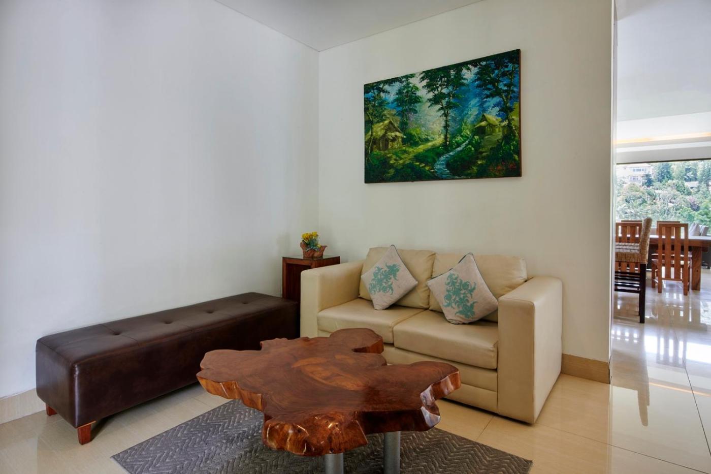 Tulip Hill View Villa 5 Bedrooms With A Private Swimming Pool 万隆 外观 照片