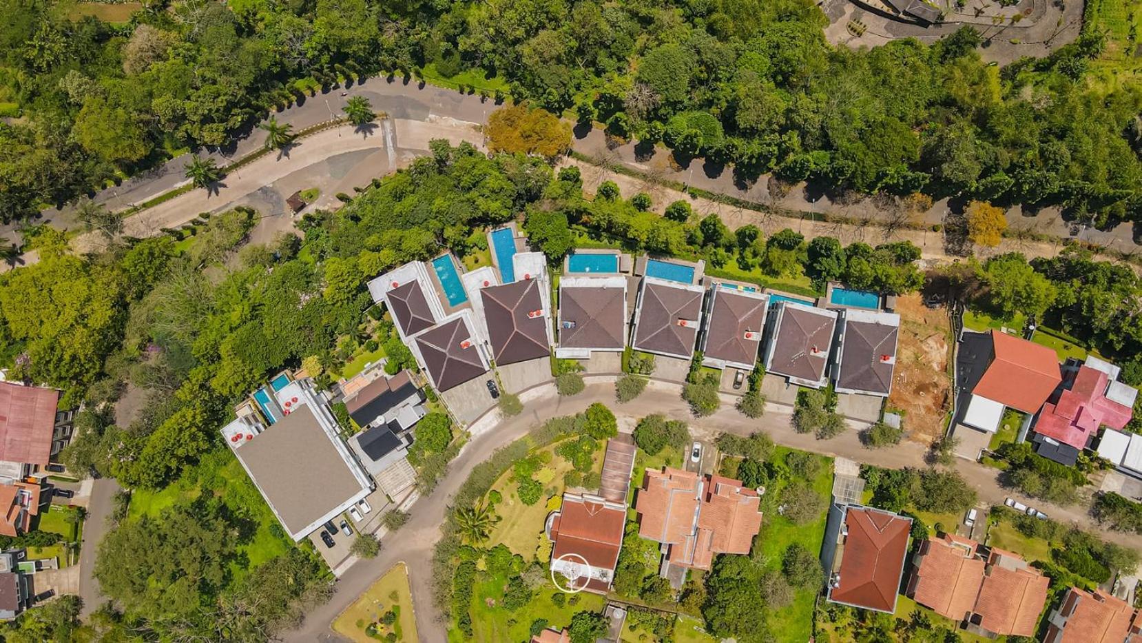 Tulip Hill View Villa 5 Bedrooms With A Private Swimming Pool 万隆 外观 照片